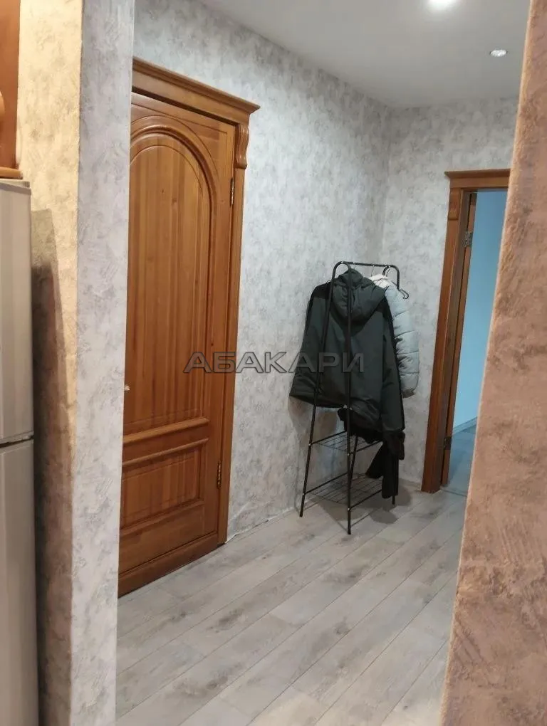 2-комнатная проспект 60 лет Образования СССР, 7  за 30000 руб/мес фото 14