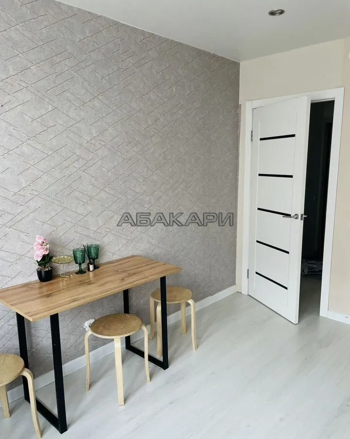 1-комнатная улица Карамзина, 8  за 35000 руб/мес фото 4