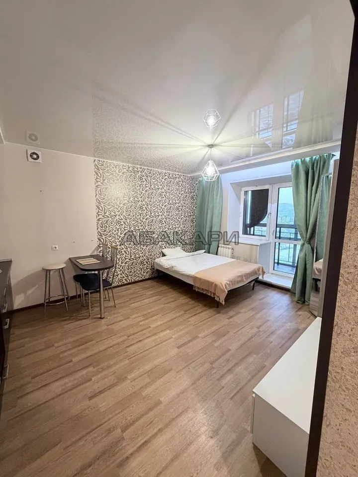 студия улица Ладо Кецховели, 17А  за 30000 руб/мес фото 1