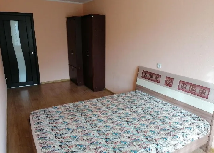 2-комнатная улица Тотмина, 25Б  за 30000 руб/мес фото 1