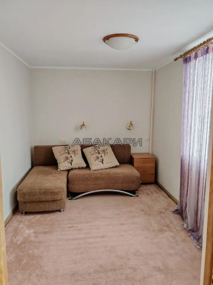 3-комнатная Свердловская улица, 13  за 38000 руб/мес фото 5