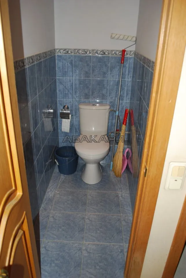 3-комнатная Свердловская улица, 13  за 38000 руб/мес фото 9