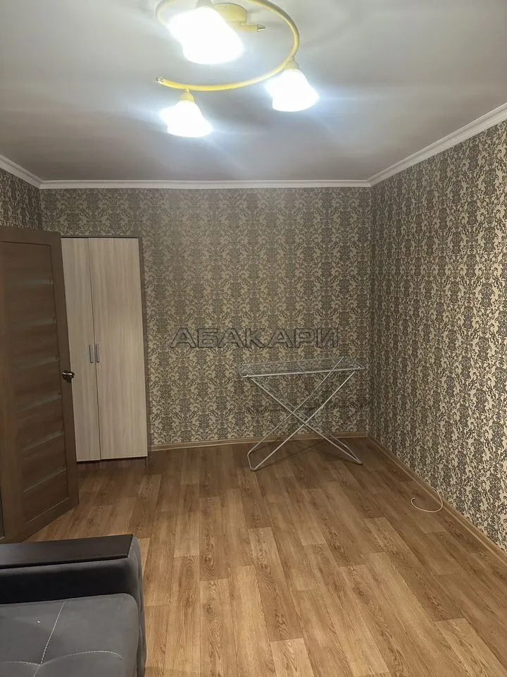 1-комнатная улица Гусарова, 27  за 26000 руб/мес фото 3