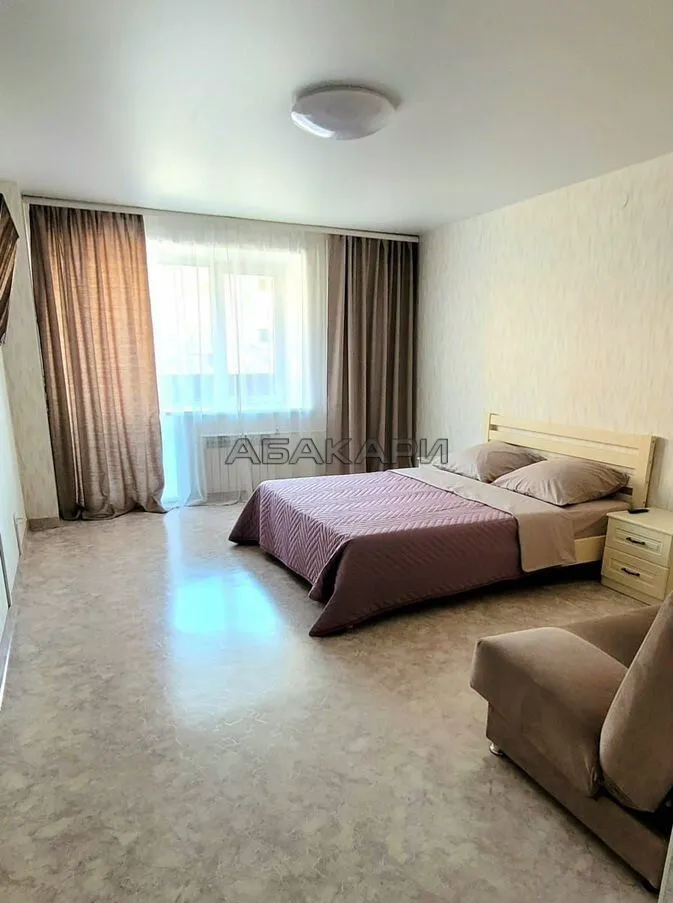 2-комнатная улица Шахтёров, 8  за 45000 руб/мес фото 1