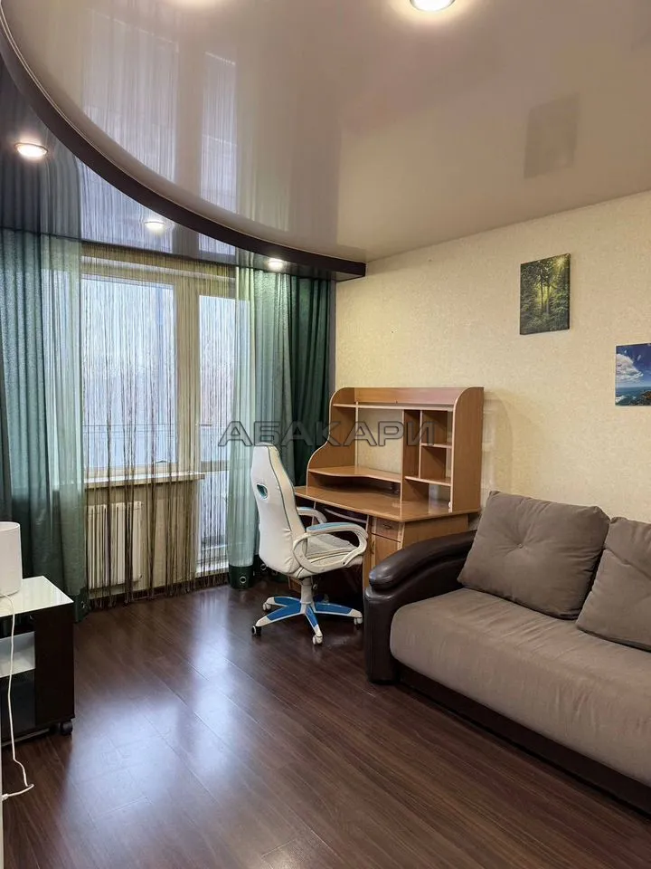 1-комнатная проспект имени Газеты Красноярский Рабочий, 111  за 30000 руб/мес фото 1