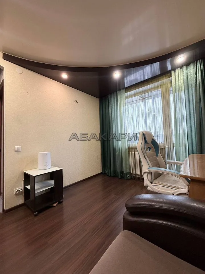 1-комнатная проспект имени Газеты Красноярский Рабочий, 111  за 30000 руб/мес фото 3