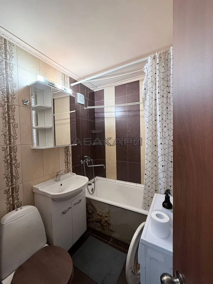 1-комнатная проспект имени Газеты Красноярский Рабочий, 111  за 30000 руб/мес фото 7