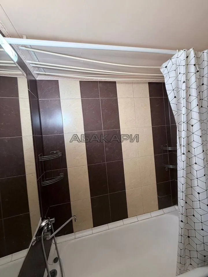 1-комнатная проспект имени Газеты Красноярский Рабочий, 111  за 30000 руб/мес фото 8