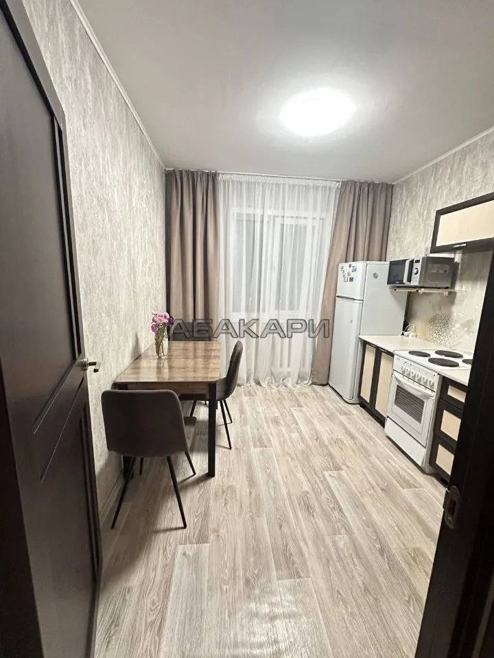 1-комнатная улица Шевченко, 90  за 26000 руб/мес фото 1