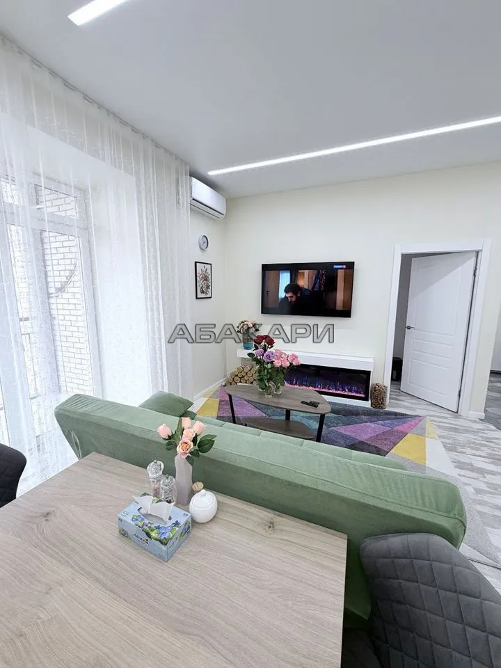 3-комнатная улица Авиаторов, 21  за 70000 руб/мес фото 3