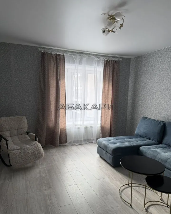 1-комнатная улица Петра Ломако, 6  за 37000 руб/мес фото 1