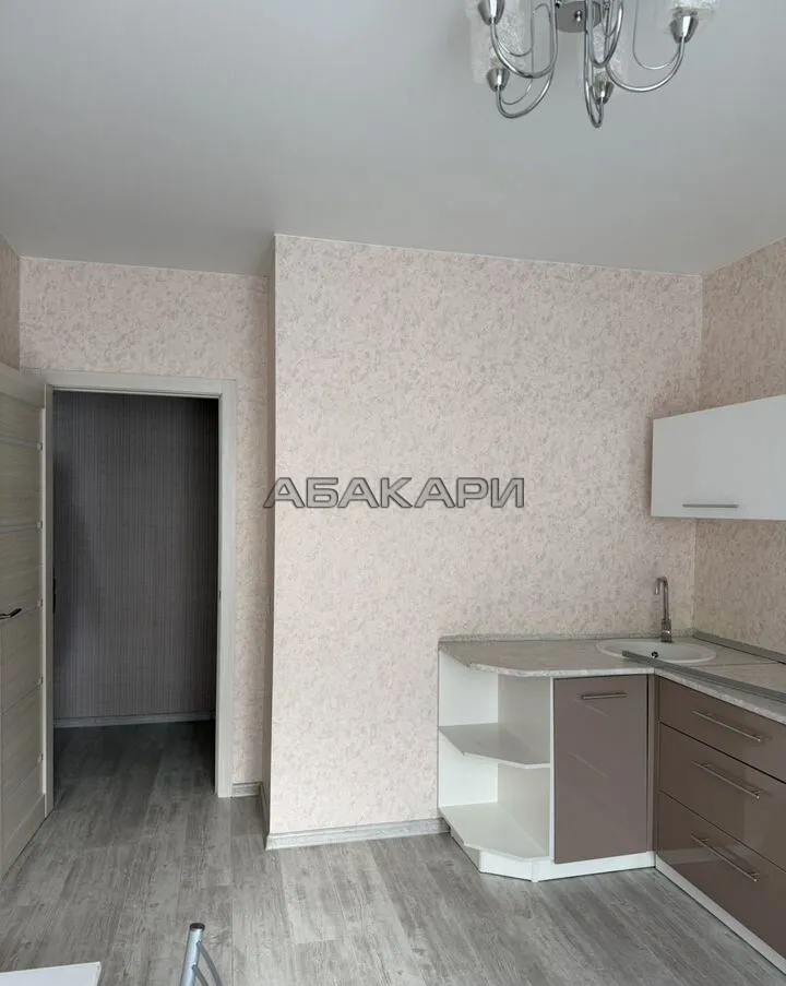 1-комнатная улица Петра Ломако, 6  за 37000 руб/мес фото 4