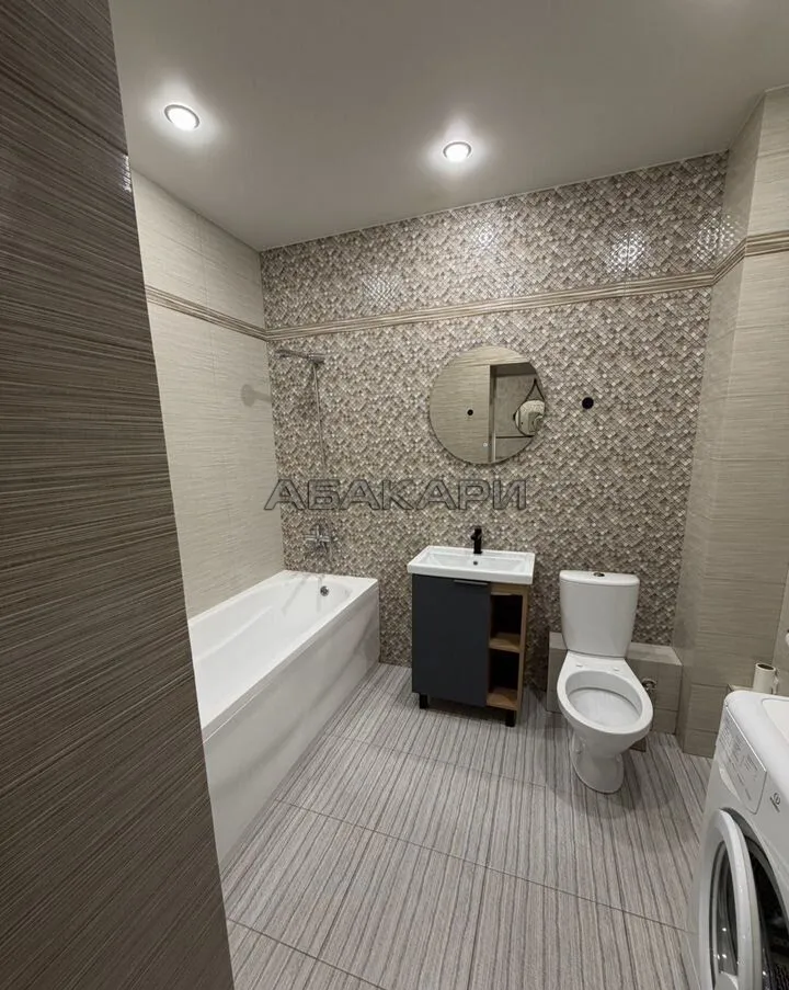 1-комнатная улица Петра Ломако, 6  за 37000 руб/мес фото 9