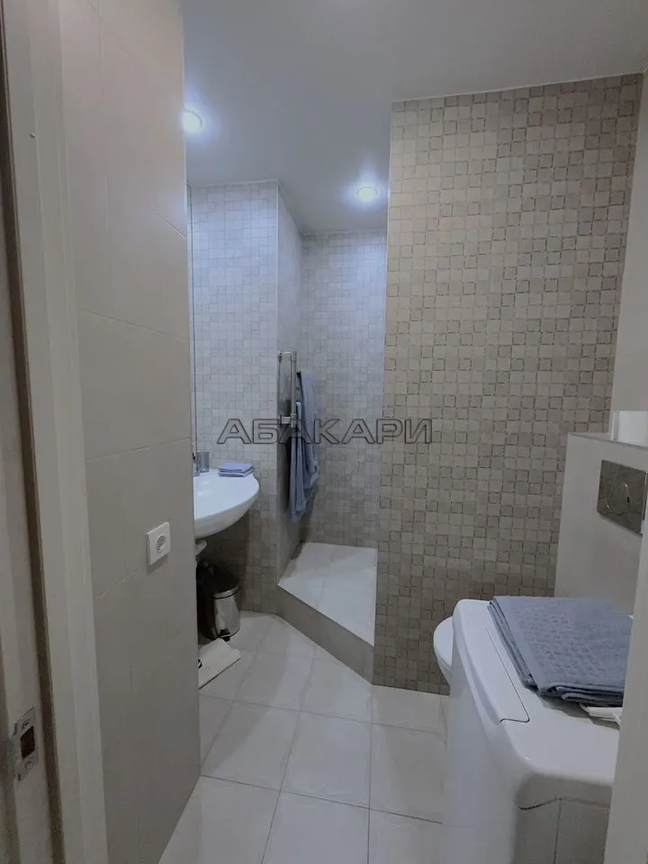 2-комнатная улица Декабристов, 36  за 50000 руб/мес фото 11