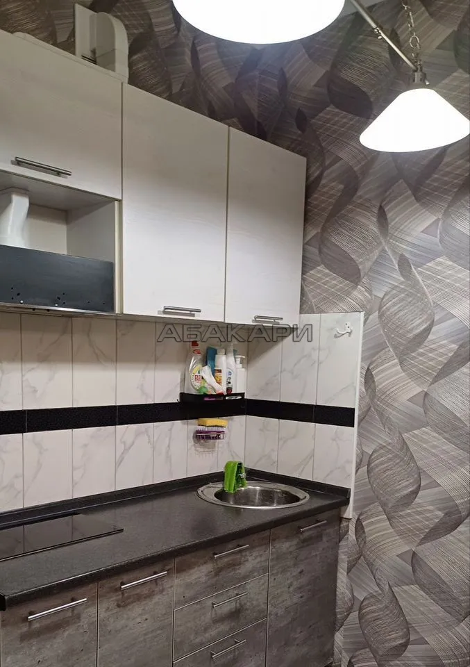 студия улица Сады, 6Г  за 24000 руб/мес фото 1