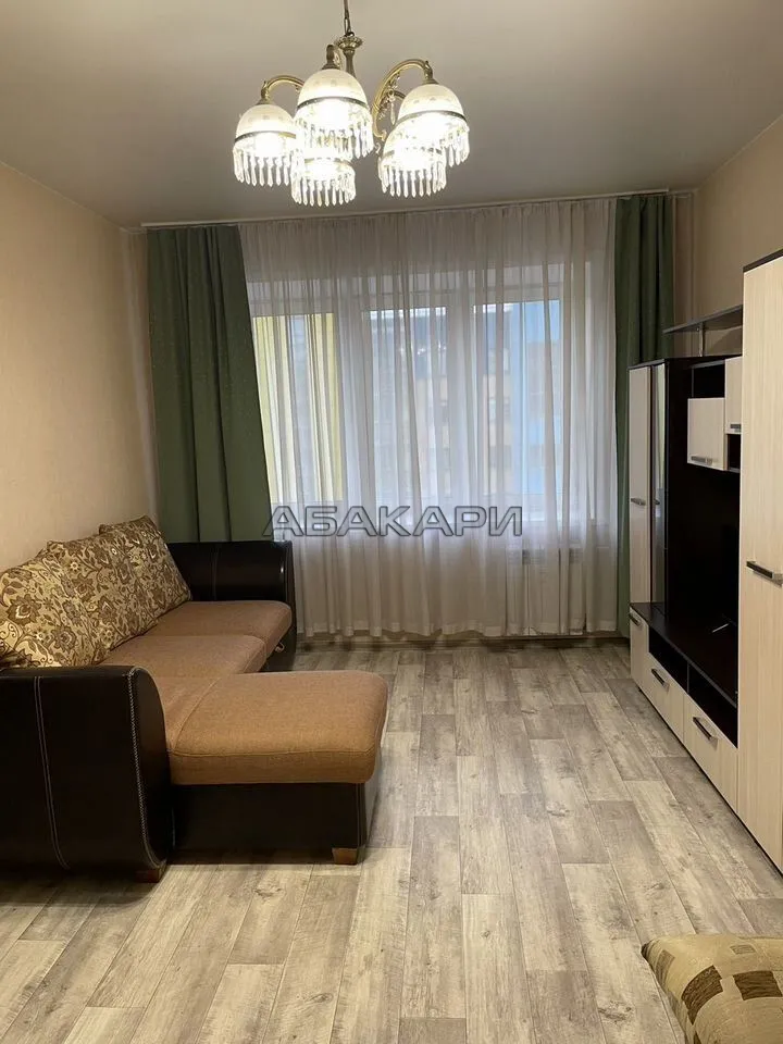 1-комнатная Парусная улица, 9  за 38000 руб/мес фото 3