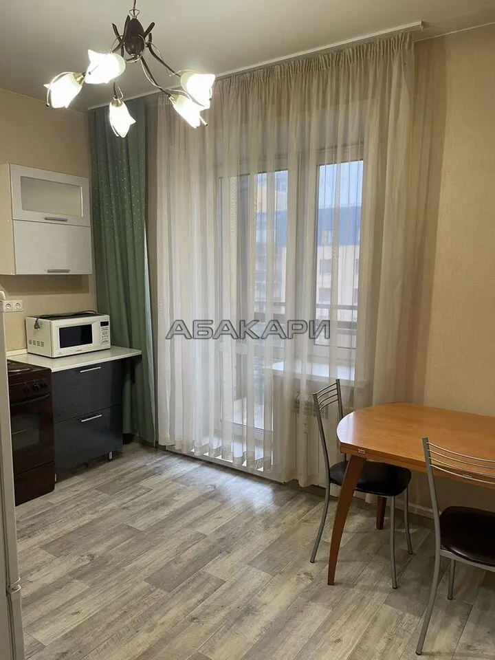 1-комнатная Парусная улица, 9  за 38000 руб/мес фото 5