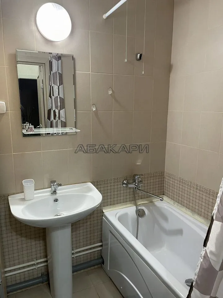 1-комнатная Парусная улица, 9  за 38000 руб/мес фото 6