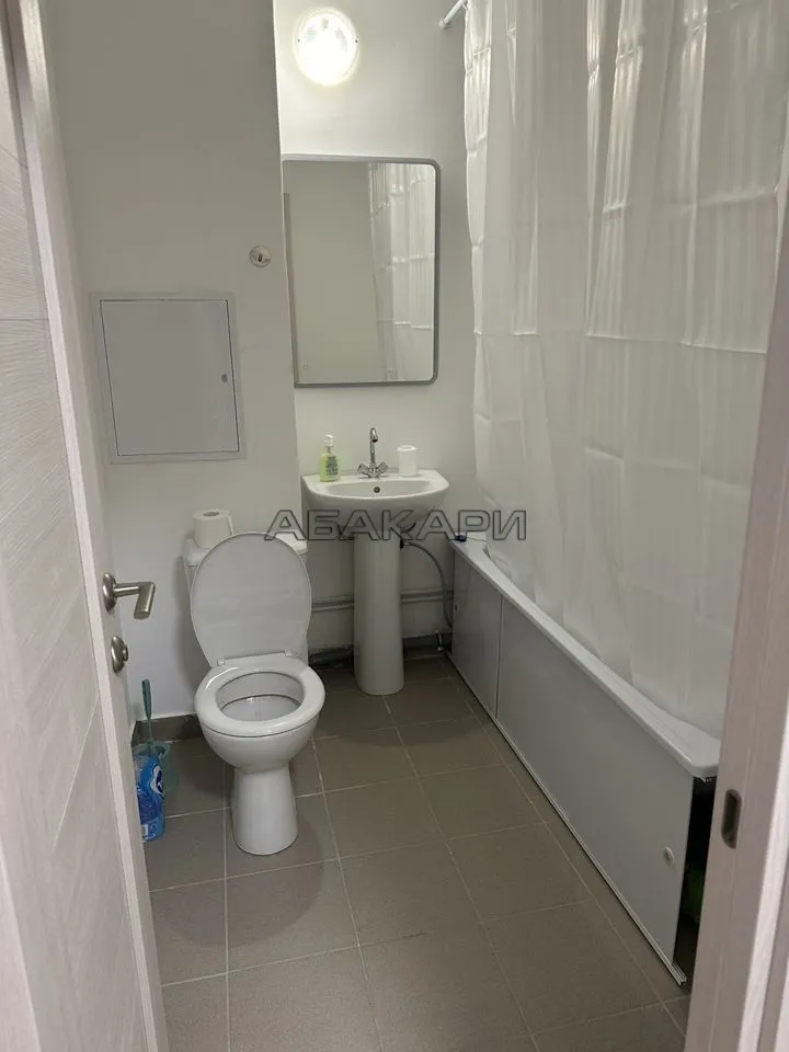 студия улица Петра Подзолкова, 24  за 35000 руб/мес фото 4