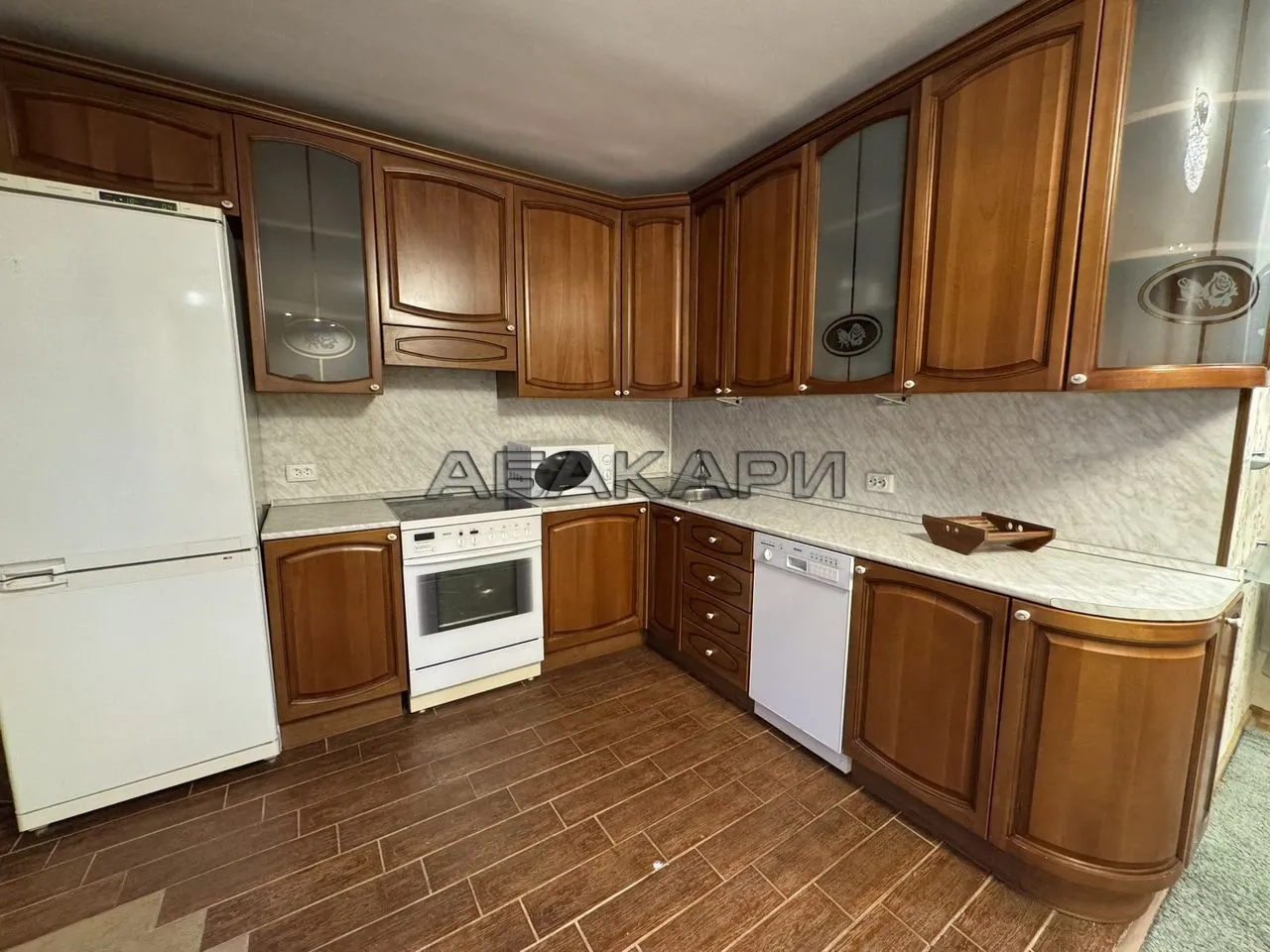 3-комнатная улица Мечникова, 11  за 65000 руб/мес фото 3