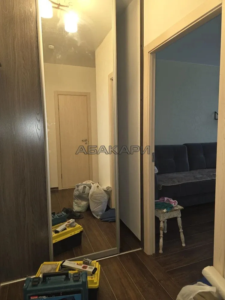 1-комнатная Апрельская улица, 1  за 28500 руб/мес фото 4