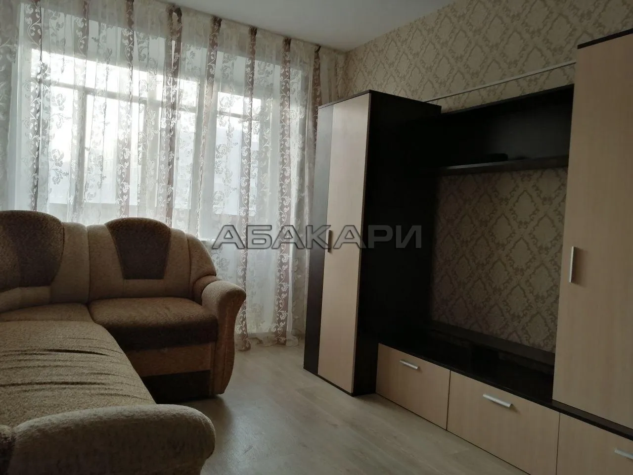 1-комнатная улица Анатолия Гладкова, 18  за 25000 руб/мес фото 2