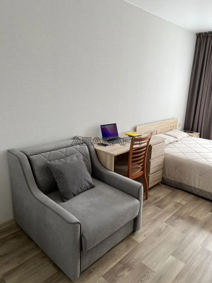 1-комнатная улица Молокова, 10  за 37000 руб/мес фото 4