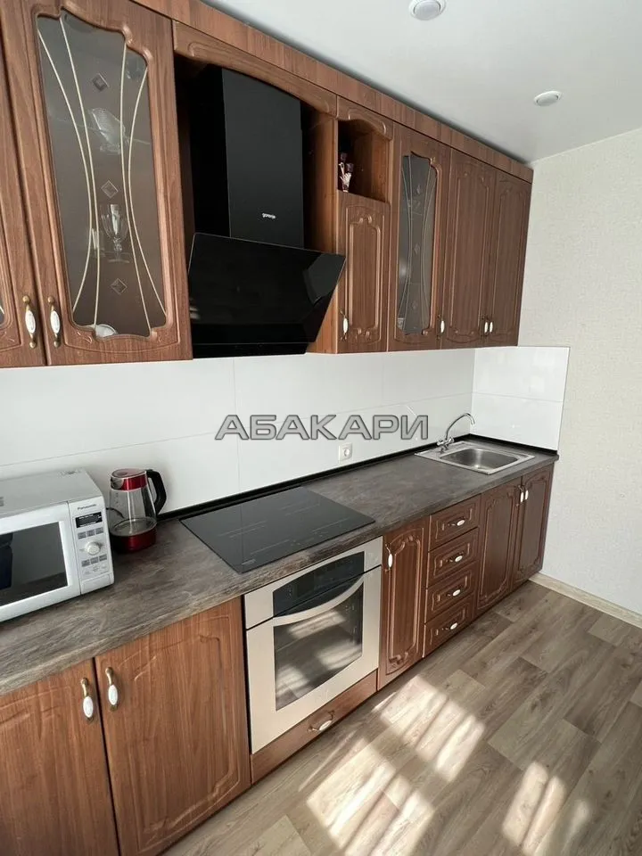 1-комнатная улица Молокова, 10  за 37000 руб/мес фото 1