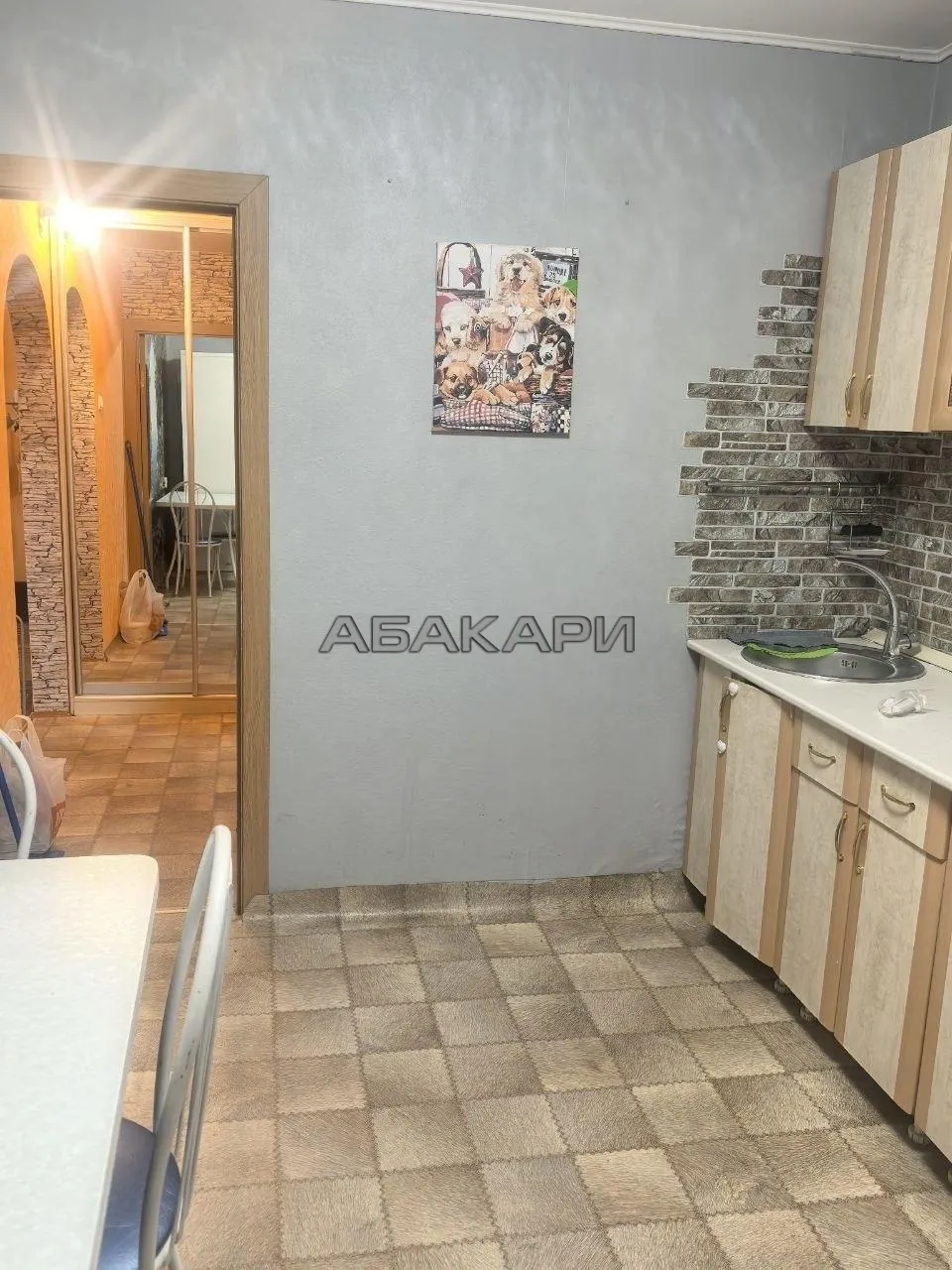 1-комнатная улица 3 Августа, 24  за 28000 руб/мес фото 1