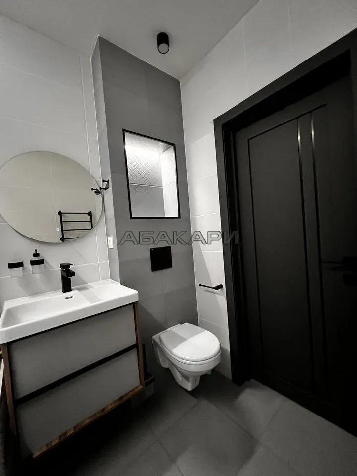 2-комнатная улица Авиаторов, 30  за 80000 руб/мес фото 3