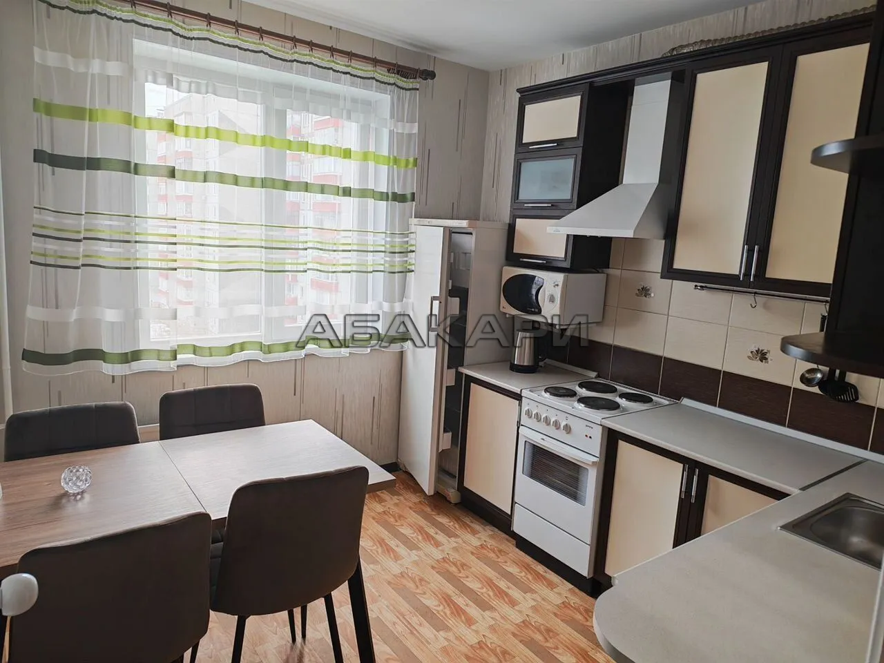 2-комнатная улица Урванцева, 30  за 38000 руб/мес фото 2