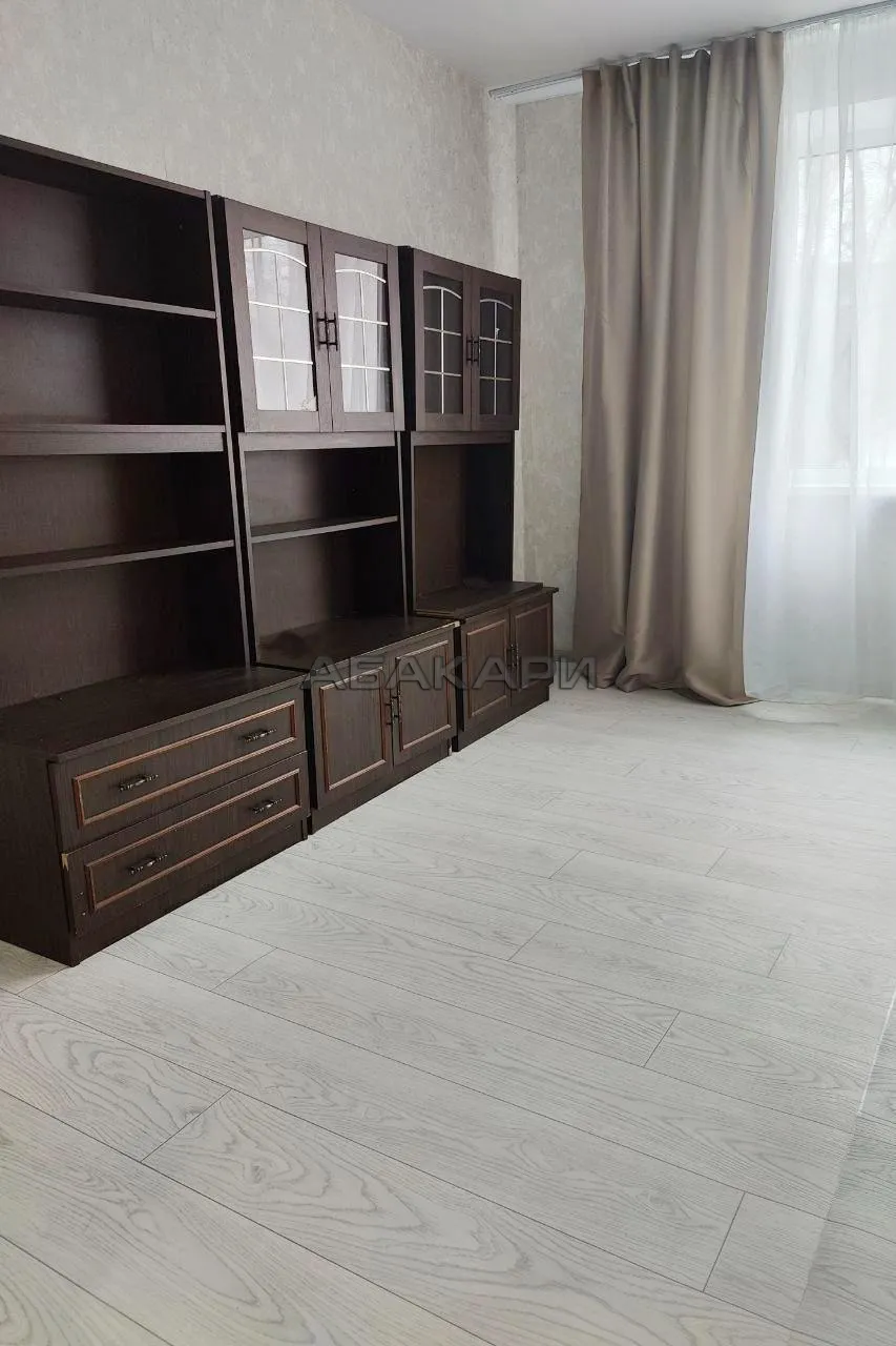 2-комнатная Свободный проспект, 75Б  за 45000 руб/мес фото 3