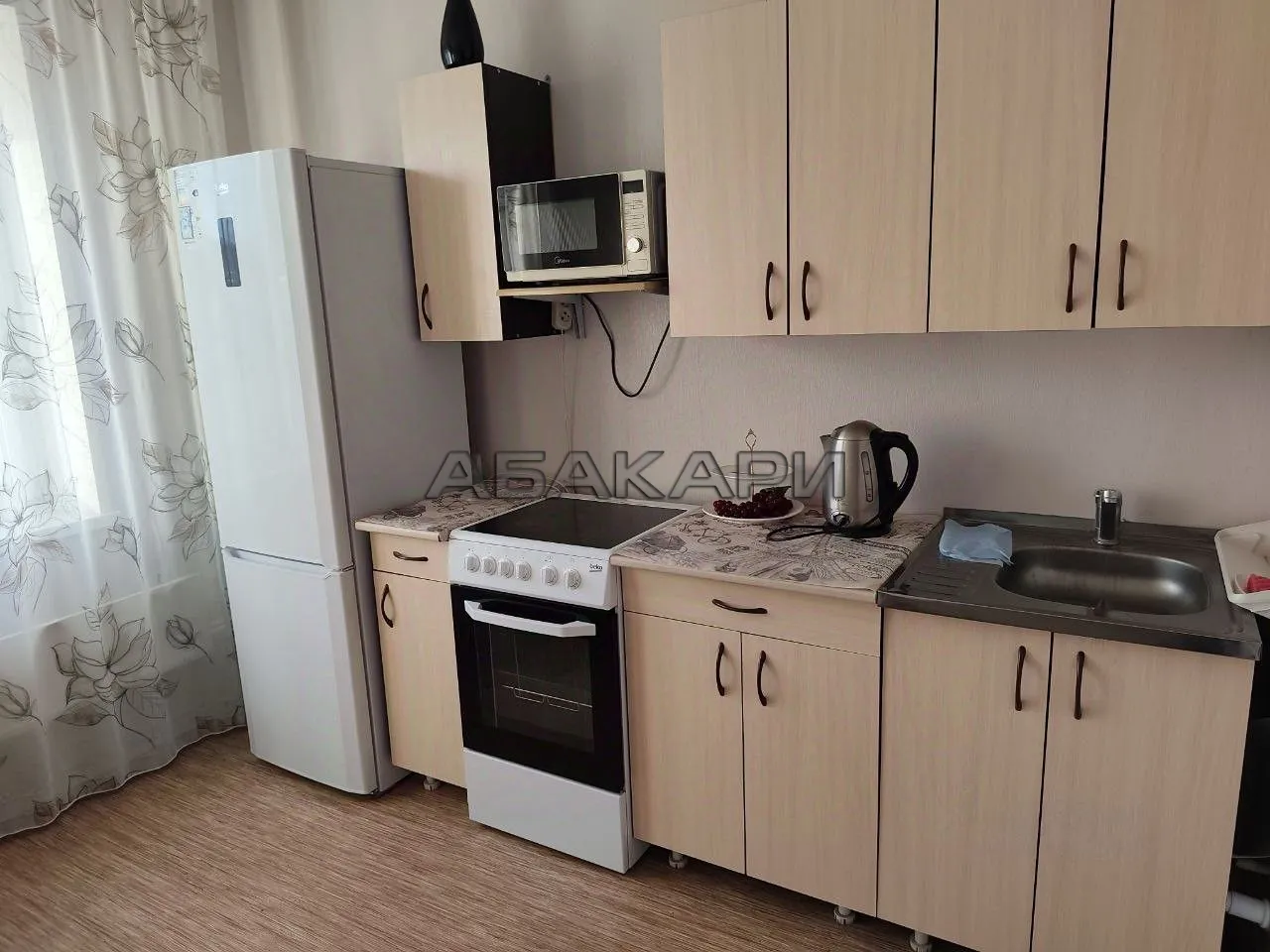 1-комнатная улица Александра Матросова, 21  за 24000 руб/мес фото 1