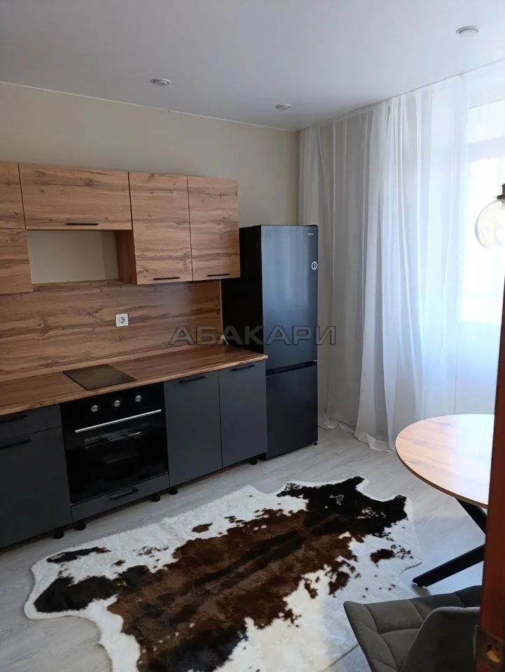 1-комнатная улица Авиаторов, 44  за 45000 руб/мес фото 2