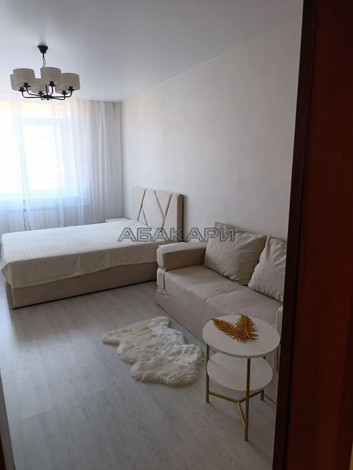 1-комнатная улица Авиаторов, 44  за 45000 руб/мес фото 9