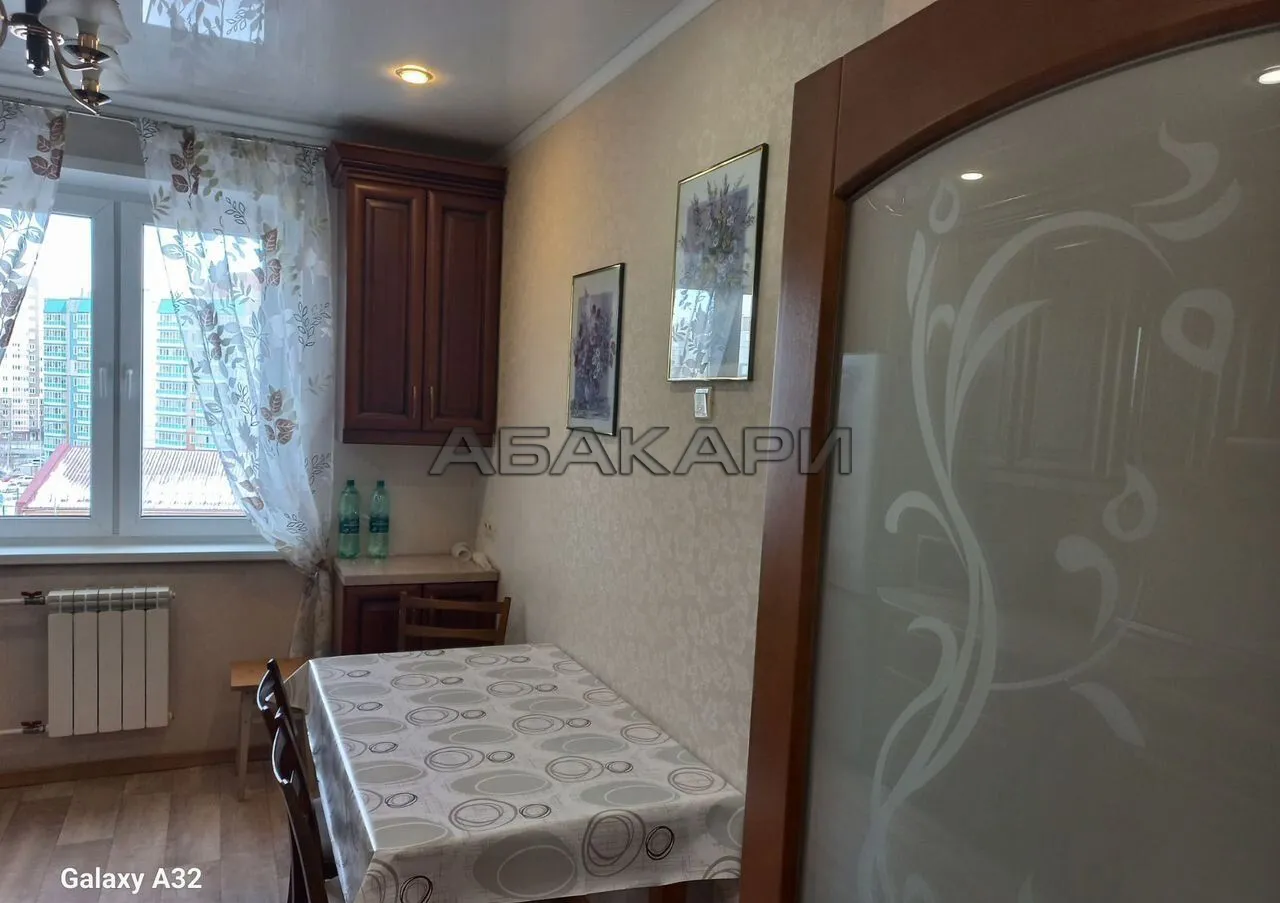 3-комнатная улица Чернышевского, 106  за 55000 руб/мес фото 2
