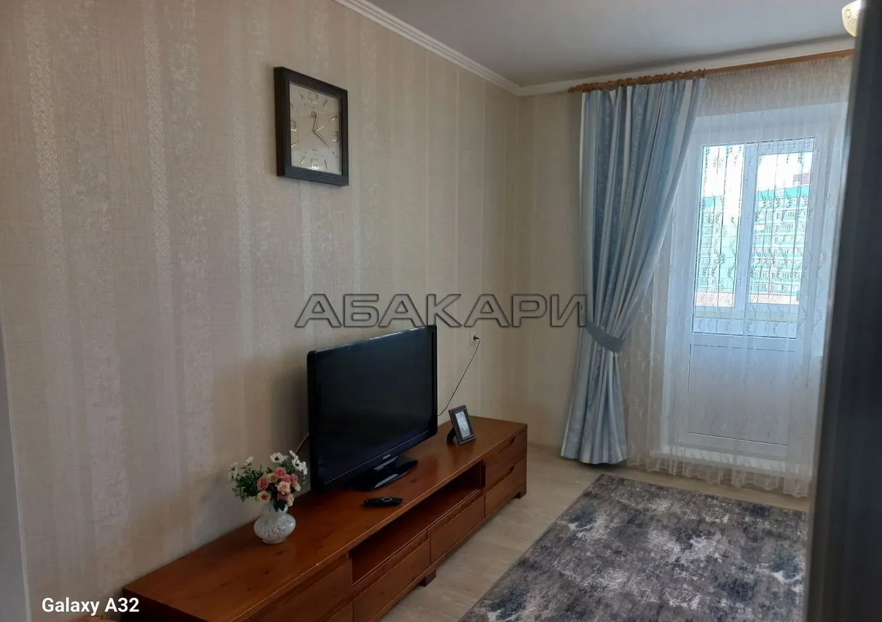 3-комнатная улица Чернышевского, 106  за 55000 руб/мес фото 8