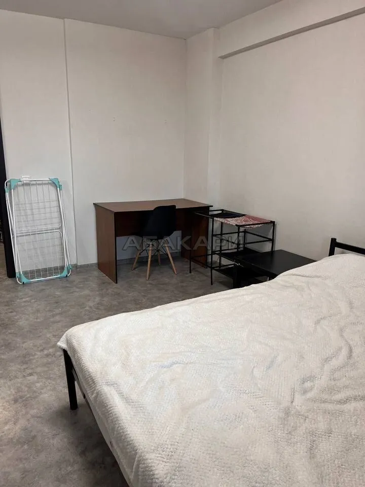 1-комнатная улица Любы Шевцовой, 80  за 26000 руб/мес фото 7