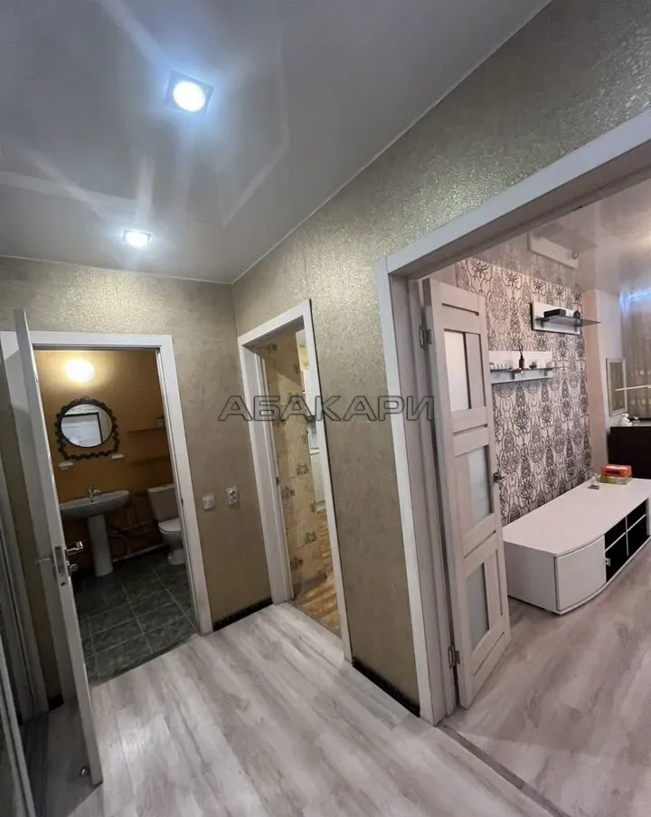 1-комнатная улица Алексеева, 23  за 37000 руб/мес фото 3