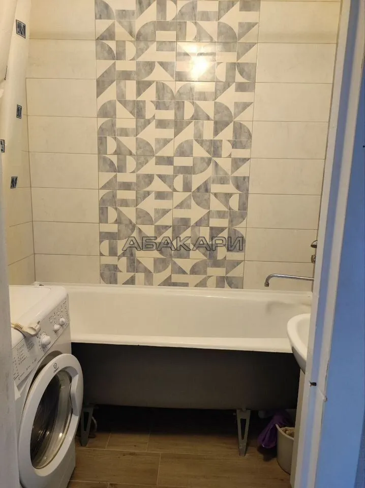 1-комнатная улица Молокова, 27  за 32000 руб/мес фото 7