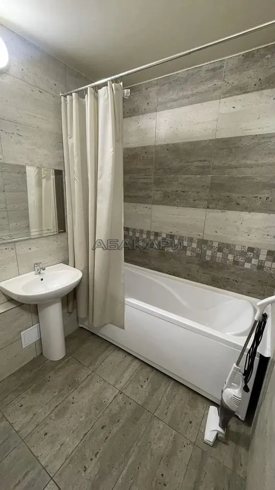 студия улица Петра Ломако, 14  за 34000 руб/мес фото 8