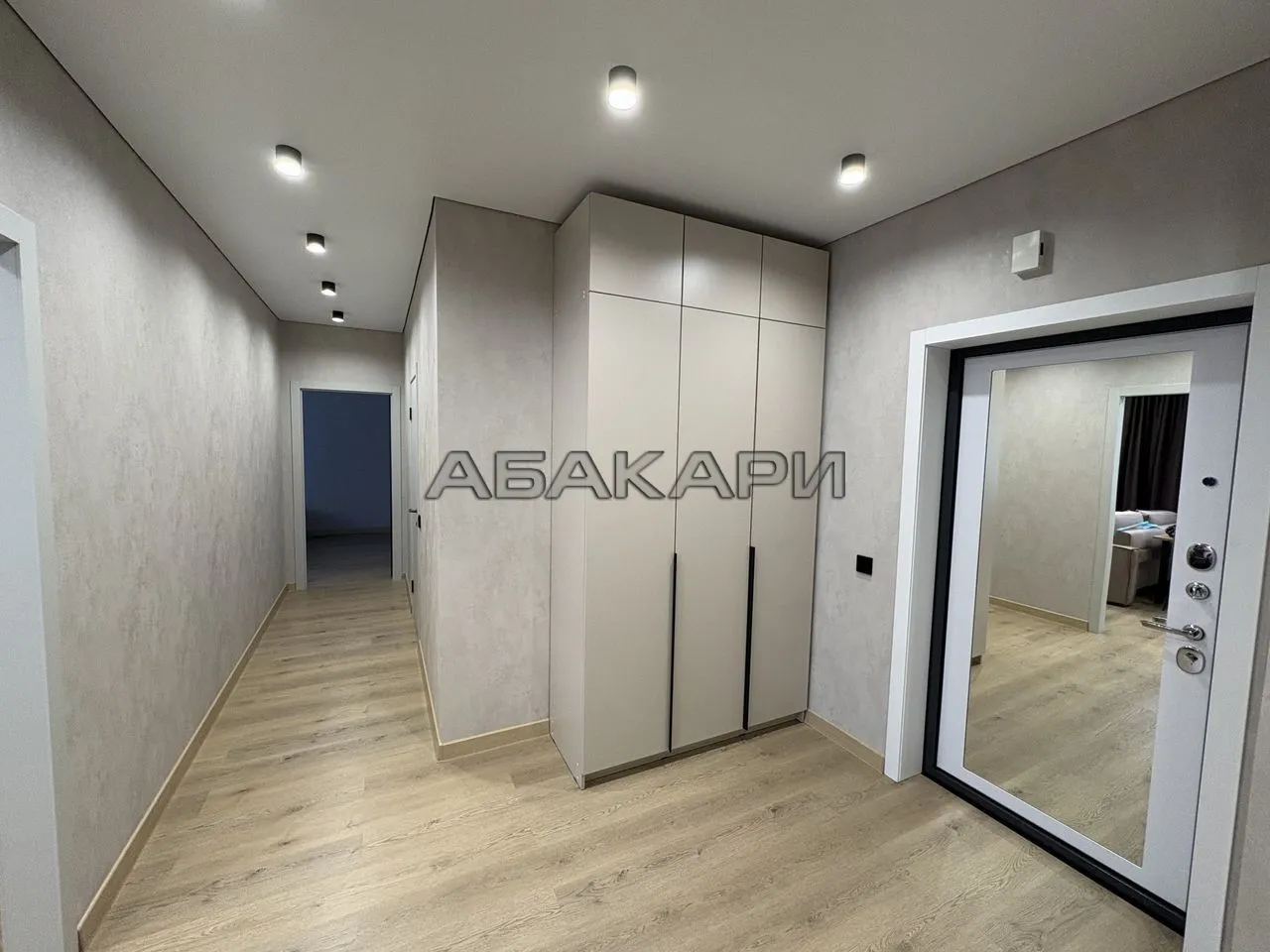 2-комнатная улица Петра Ломако, 1  за 55000 руб/мес фото 5