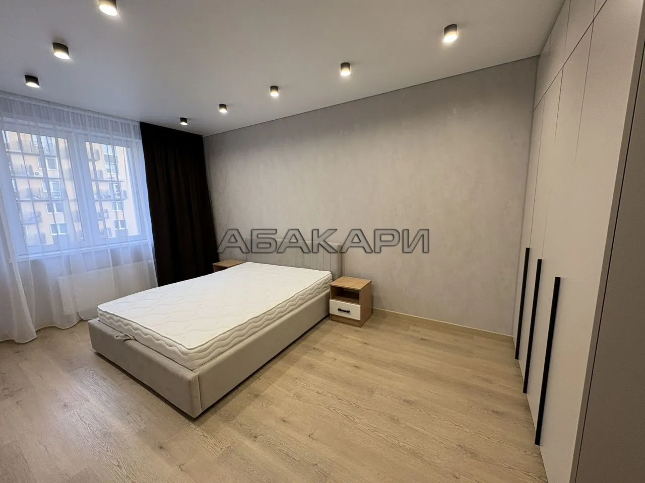 2-комнатная улица Петра Ломако, 1  за 55000 руб/мес фото 9