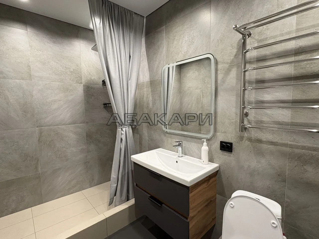 2-комнатная улица Петра Ломако, 1  за 55000 руб/мес фото 11