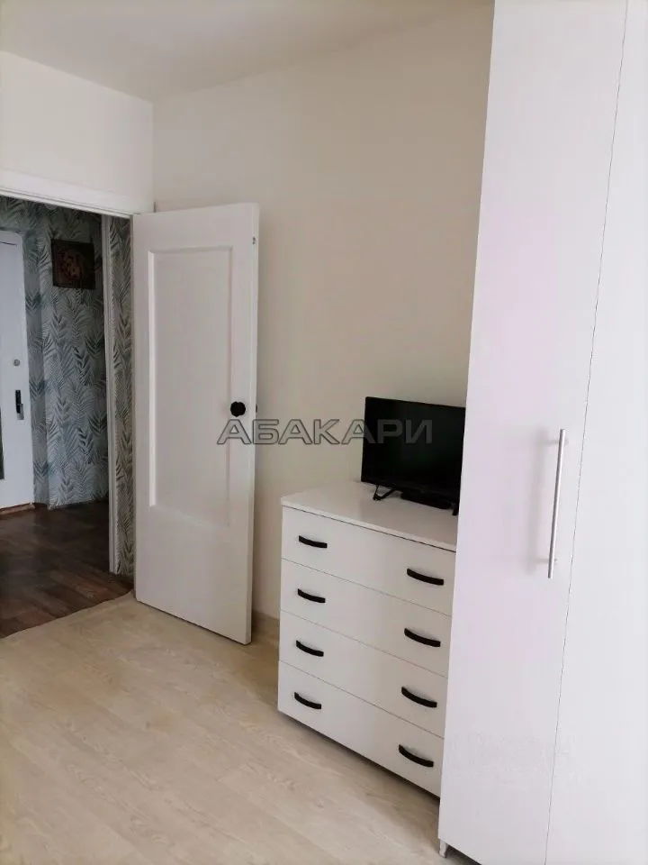 1-комнатная улица Петра Словцова, 4  за 22000 руб/мес фото 6