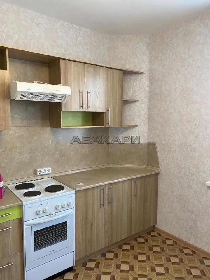 2-комнатная улица 9 Мая, 83  за 40000 руб/мес фото 5