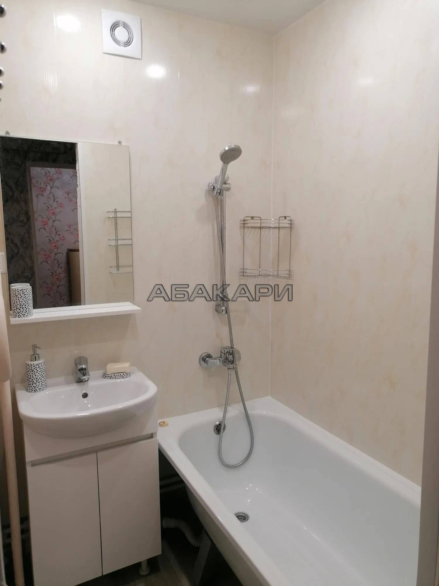 1-комнатная улица Гусарова, 11  за 23000 руб/мес фото 5