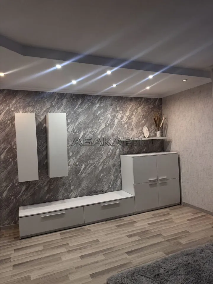 1-комнатная Светлогорская улица, 35А  за 36000 руб/мес фото 1