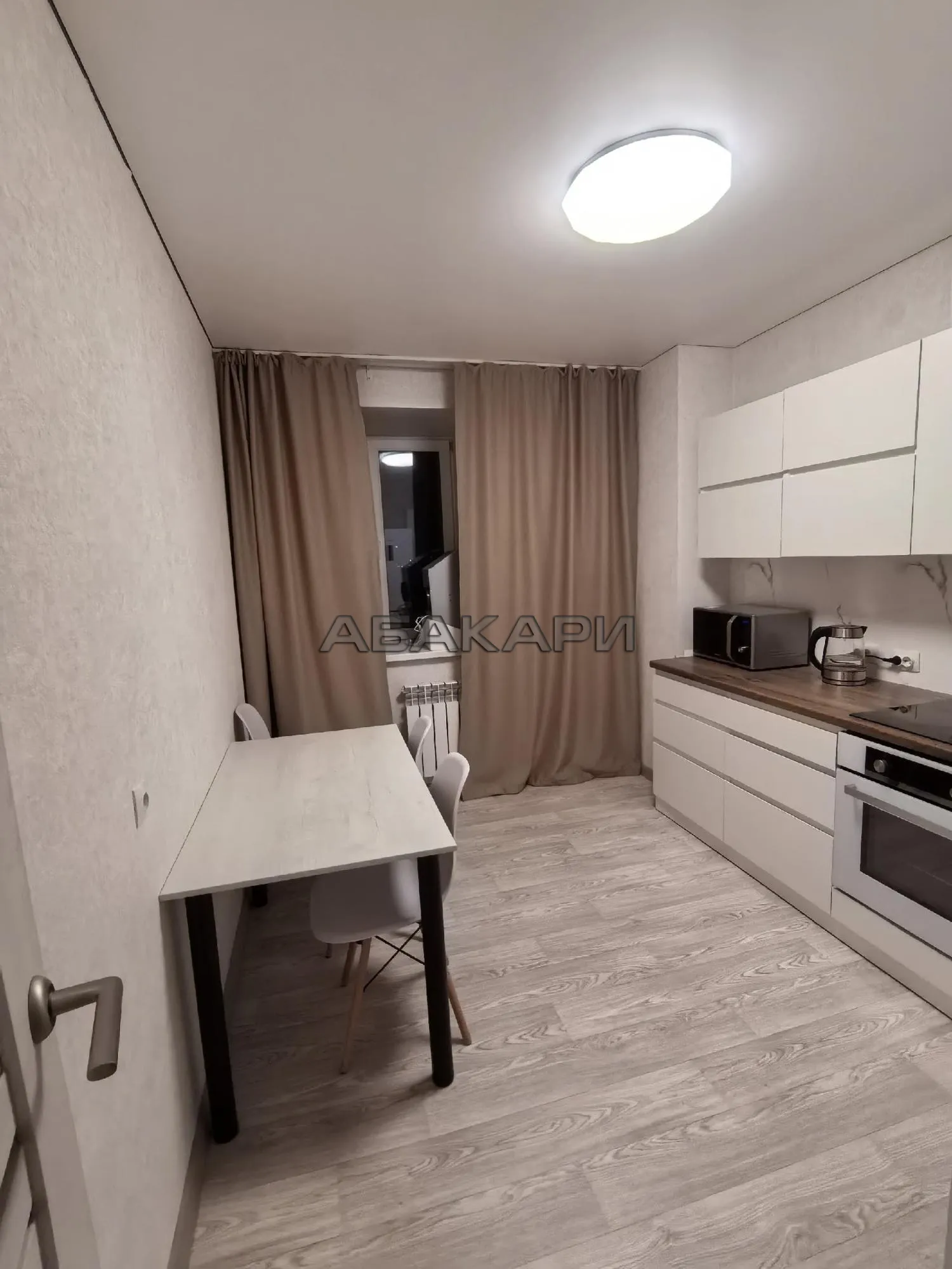 1-комнатная улица Шахтёров, 8  за 35000 руб/мес фото 2