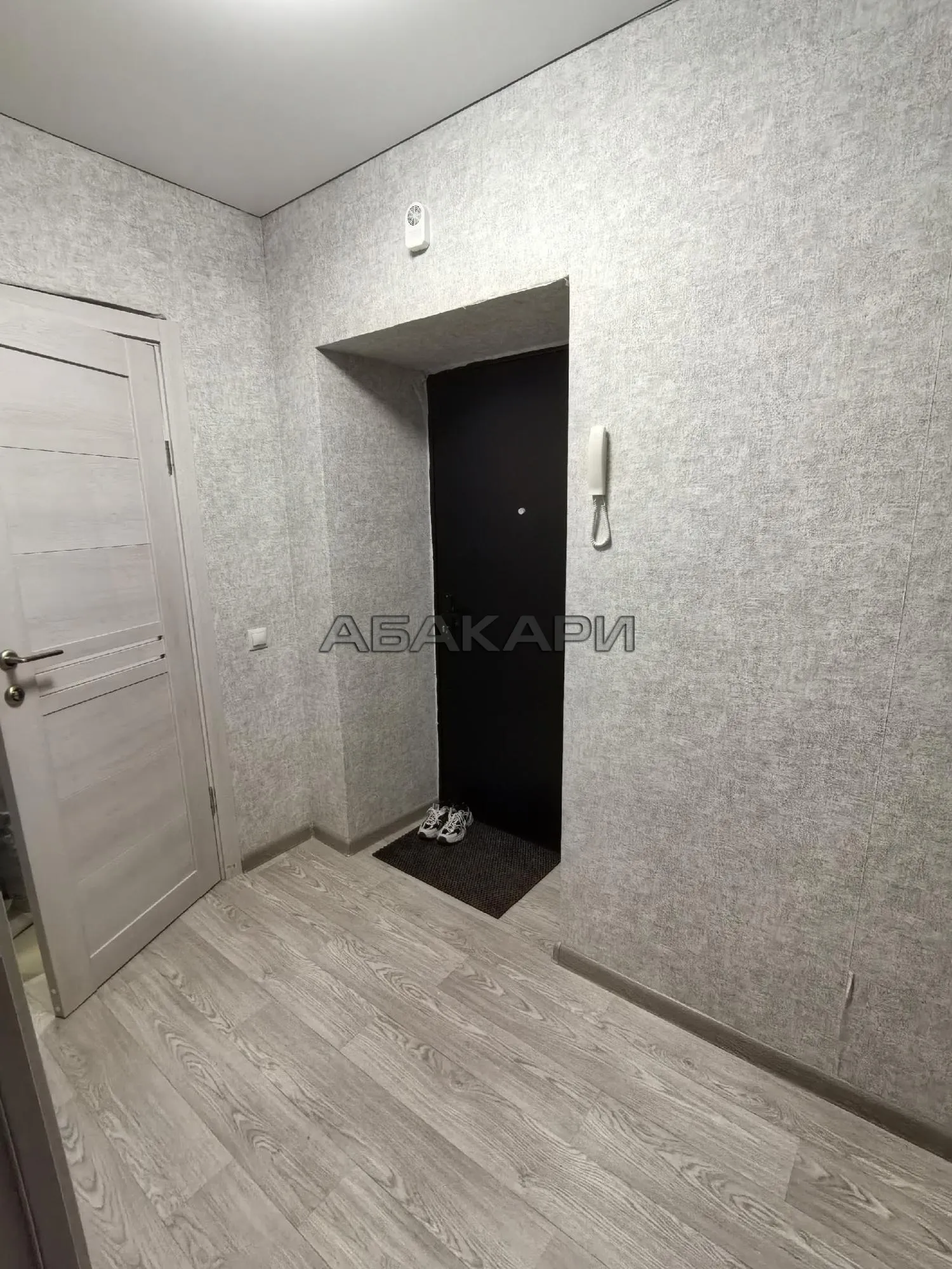 1-комнатная улица Шахтёров, 8  за 35000 руб/мес фото 8